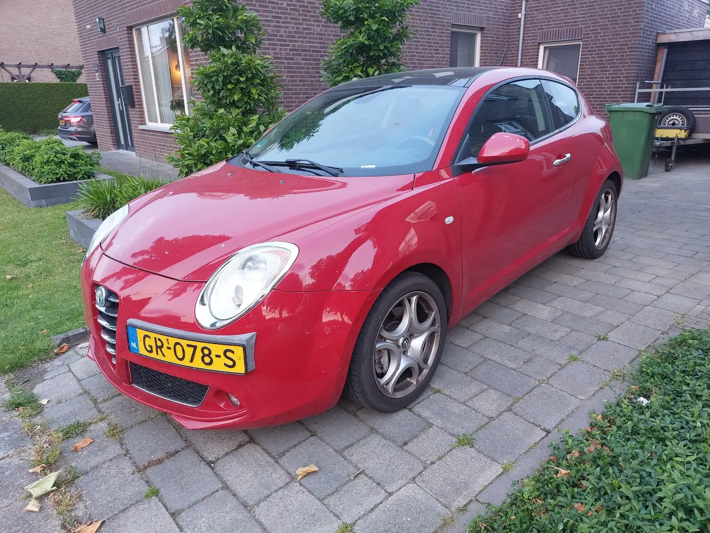 Alfa Romeo MiTo 1.4 Turbo! nieuwe APK, lage kmstand. Rood - 1