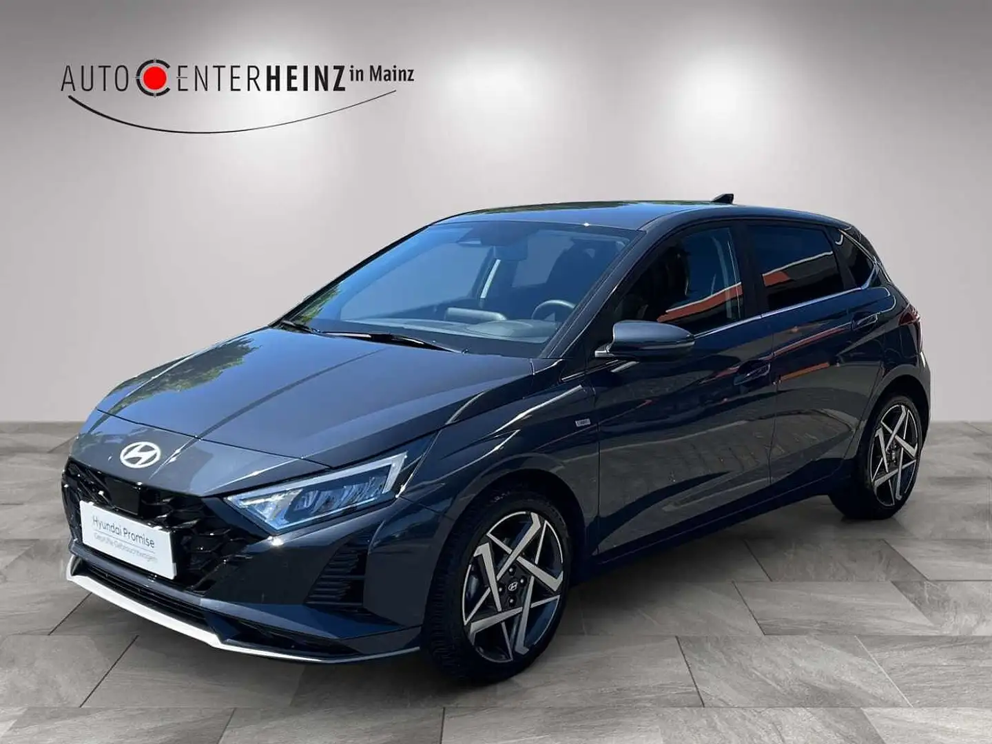 Hyundai i20 Prime Mild-Hybrid Grau - 1