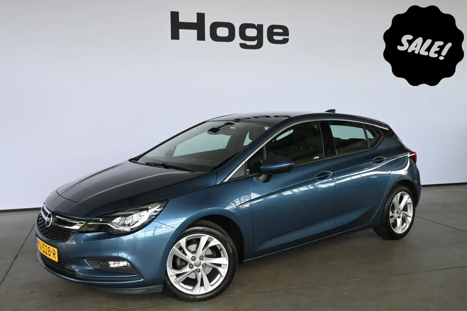 Opel Astra 1.4 Innovation Clima Navigatie Achterruitrijcamera Blauw - 1