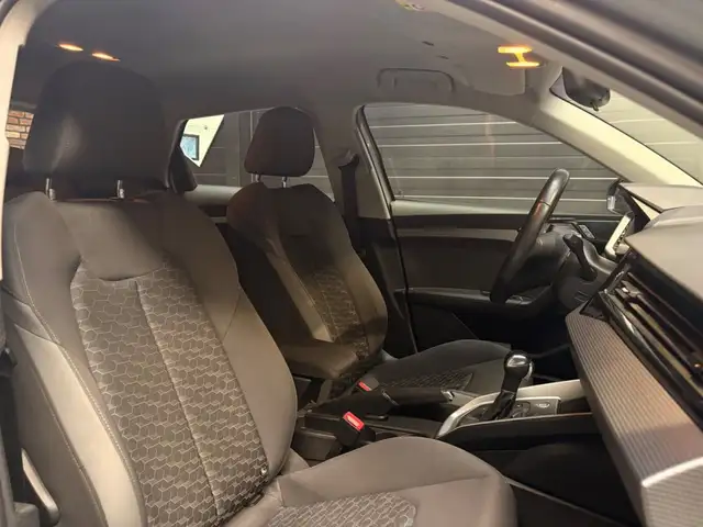 Audi A1 view 11