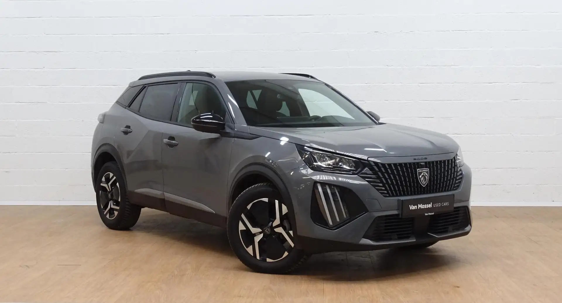 Peugeot 2008 1.2T Allure+gps+camera+park pilot Grijs - 2