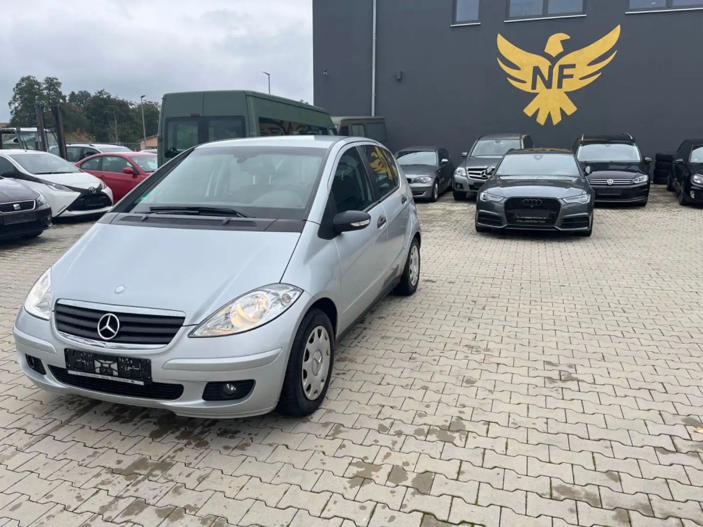 Mercedes-Benz A 180 CDI,8-fach,MFL,Klima, Argintiu - 1