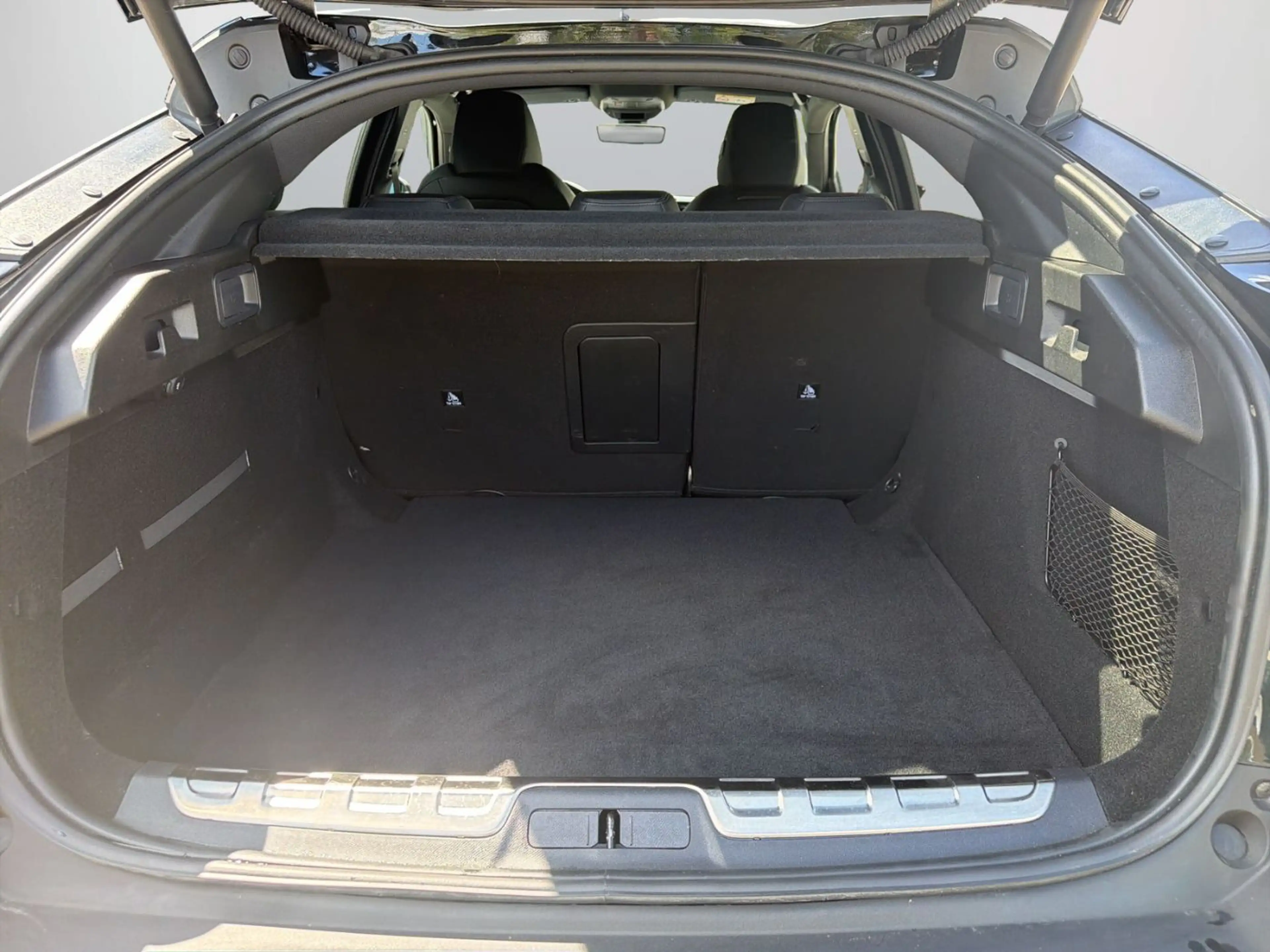Peugeot 408 1.2 PureTech 130 GT Kamera+Alcantara+LED+Navi — photo 13