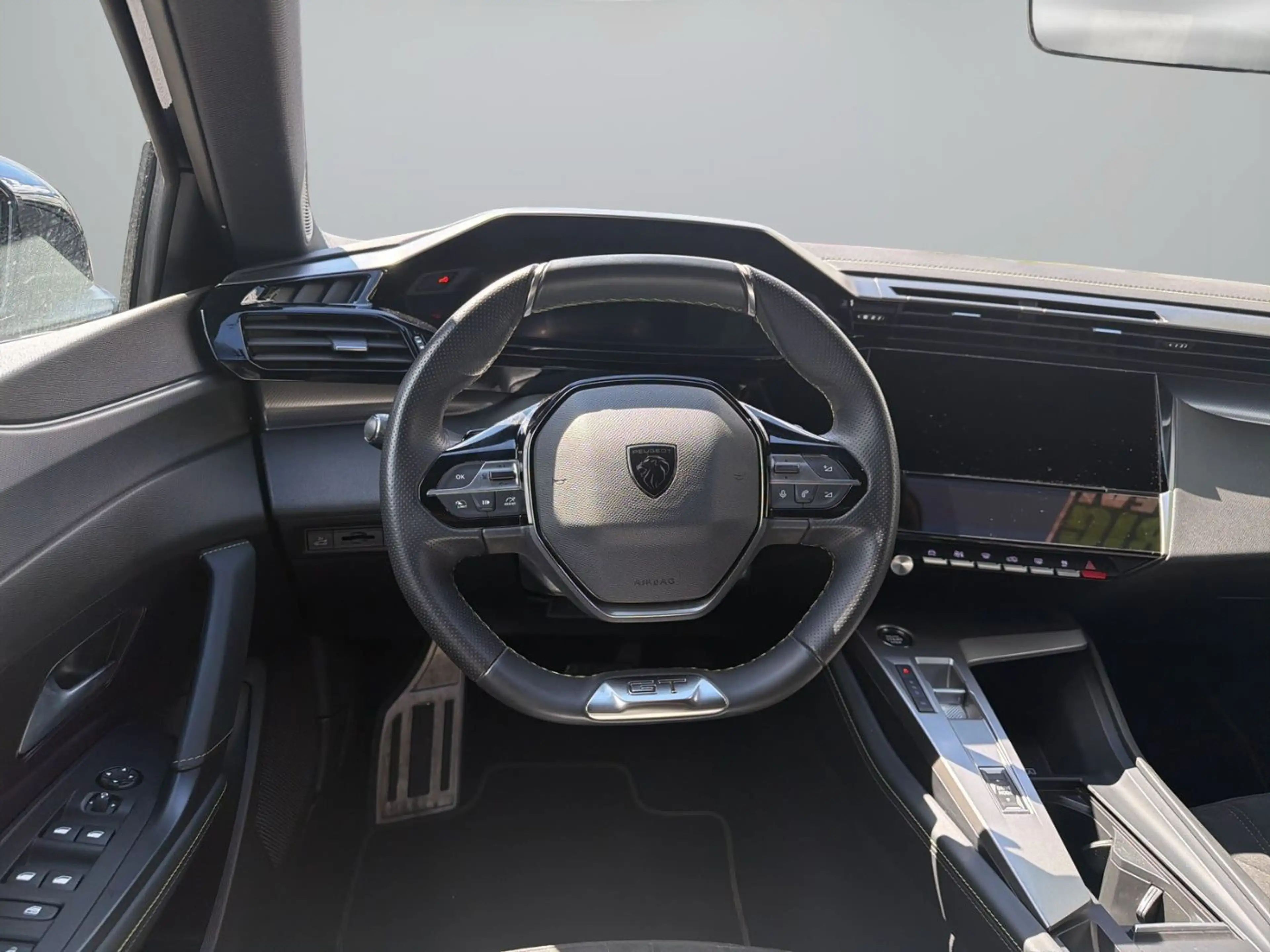 Peugeot 408 1.2 PureTech 130 GT Kamera+Alcantara+LED+Navi — photo 15