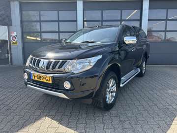 2.4 DI-D 181pk Club Cab 4WD Intense