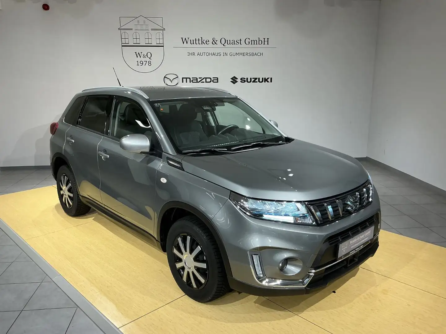 Suzuki Vitara res SB 1.4 Comfort  *4x4*LED*ACC*Kamera* Gris - 1
