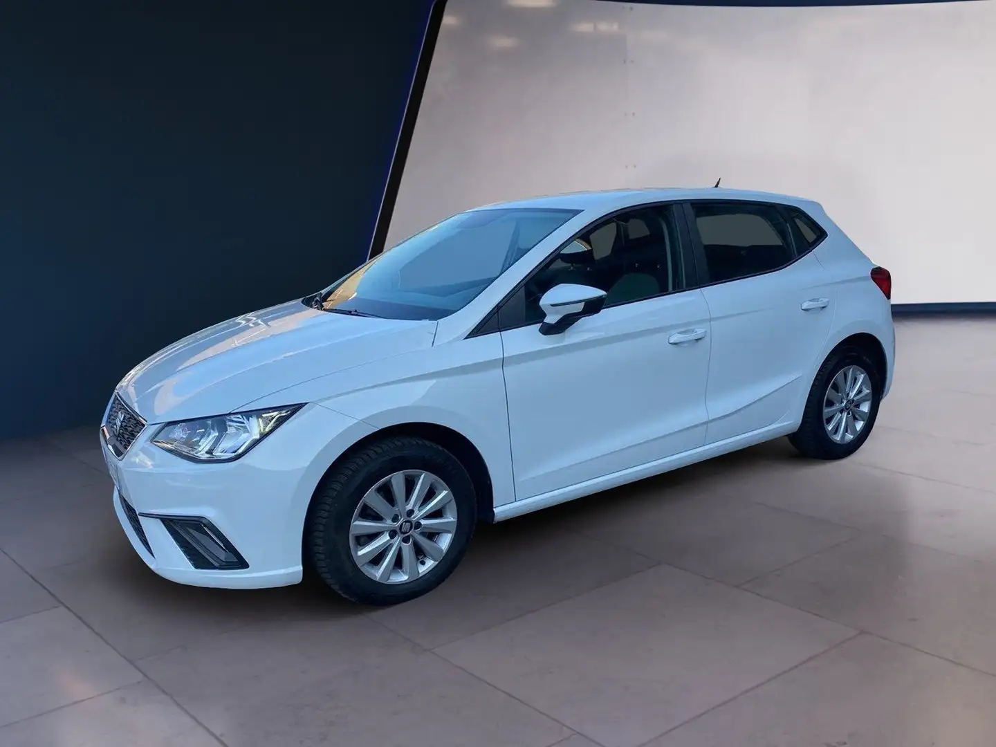 SEAT Ibiza 1.6 TDI 95 CV DSG 5p. Business Weiß - 1