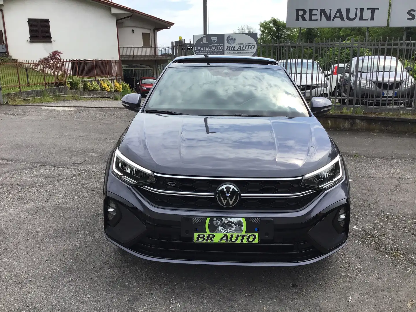 Volkswagen Taigo 1.0 tsi R-Line 110cv GARANZIA 02/27 Gris - 2