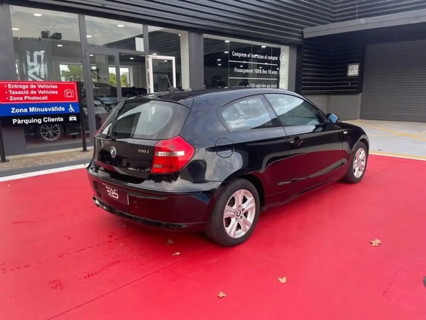 BMW 116 125i Negro - 2