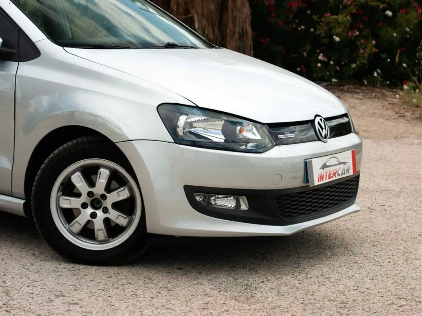 Volkswagen Polo 1.2 TDI 75cv Advance Gris - 2