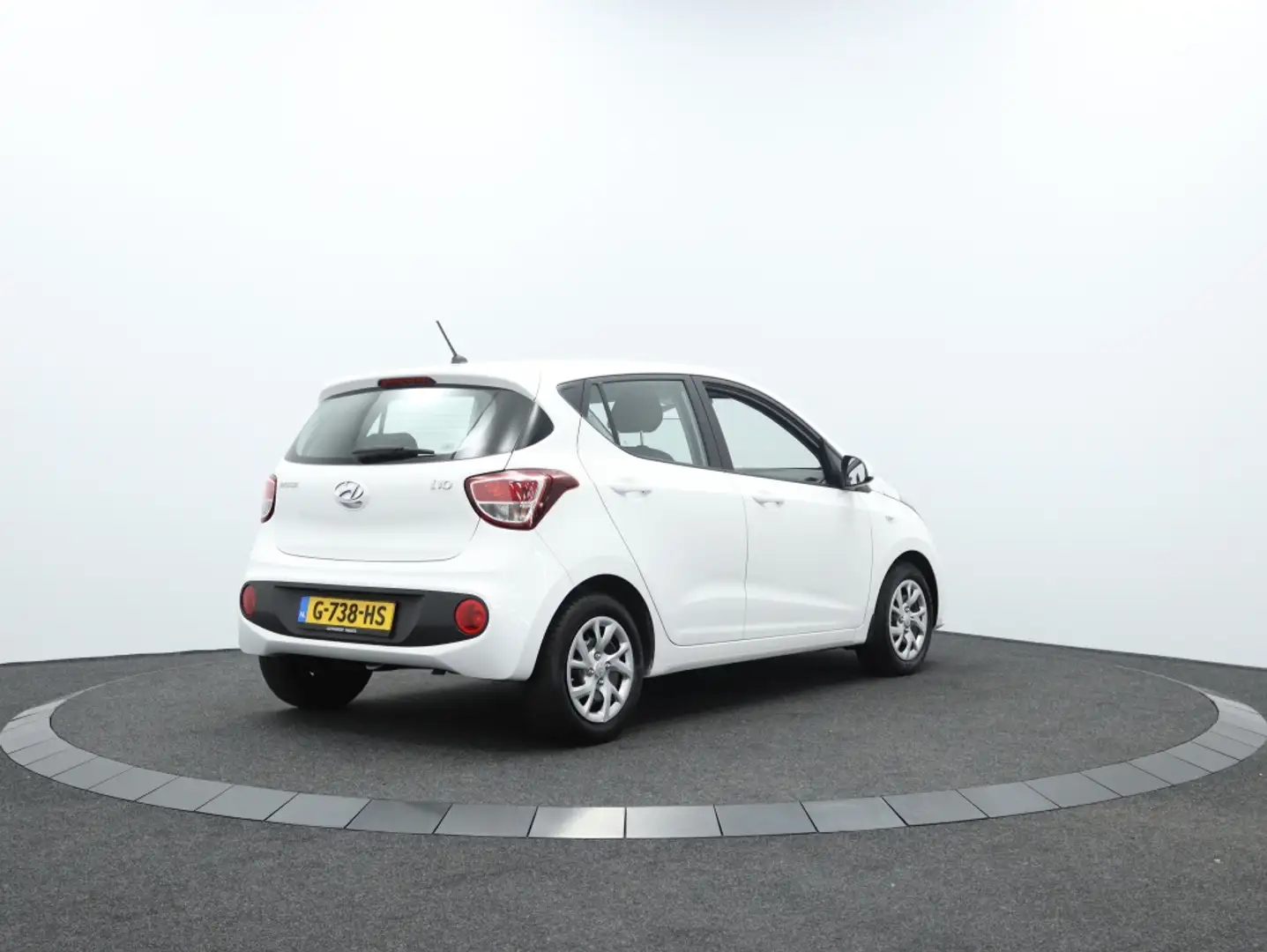 Hyundai i10 1.0i Comfort | All Season | Airco | Cruise control Blanc - 2