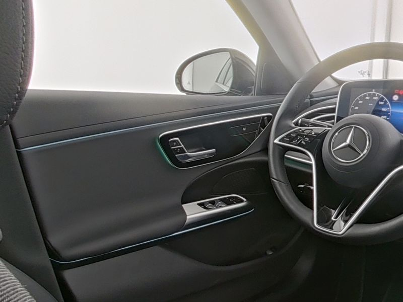Mercedes-Benz E 200 Avantgarde *Winter-P*Advanced-P*LED* — photo 9