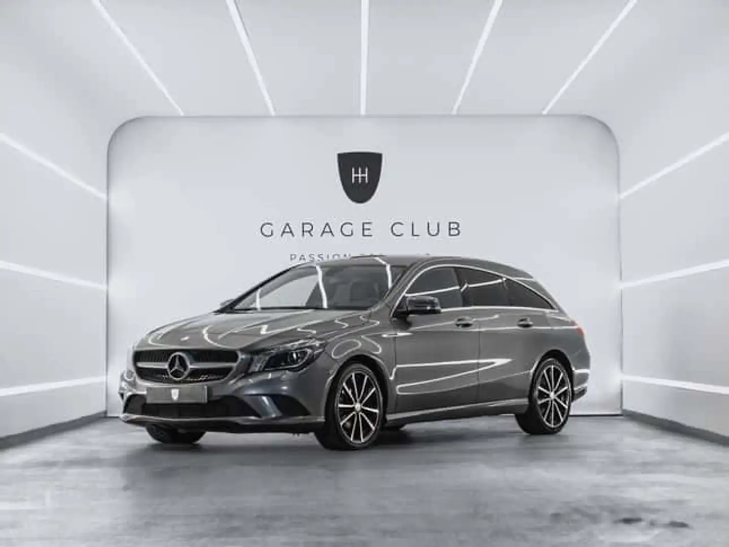 Mercedes-Benz CLA 200 Shooting Brake 200d 7G-DCT - 1