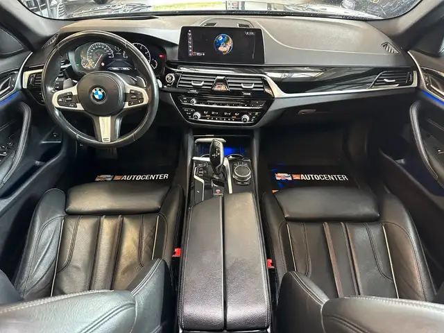 BMW 5 Series view 7