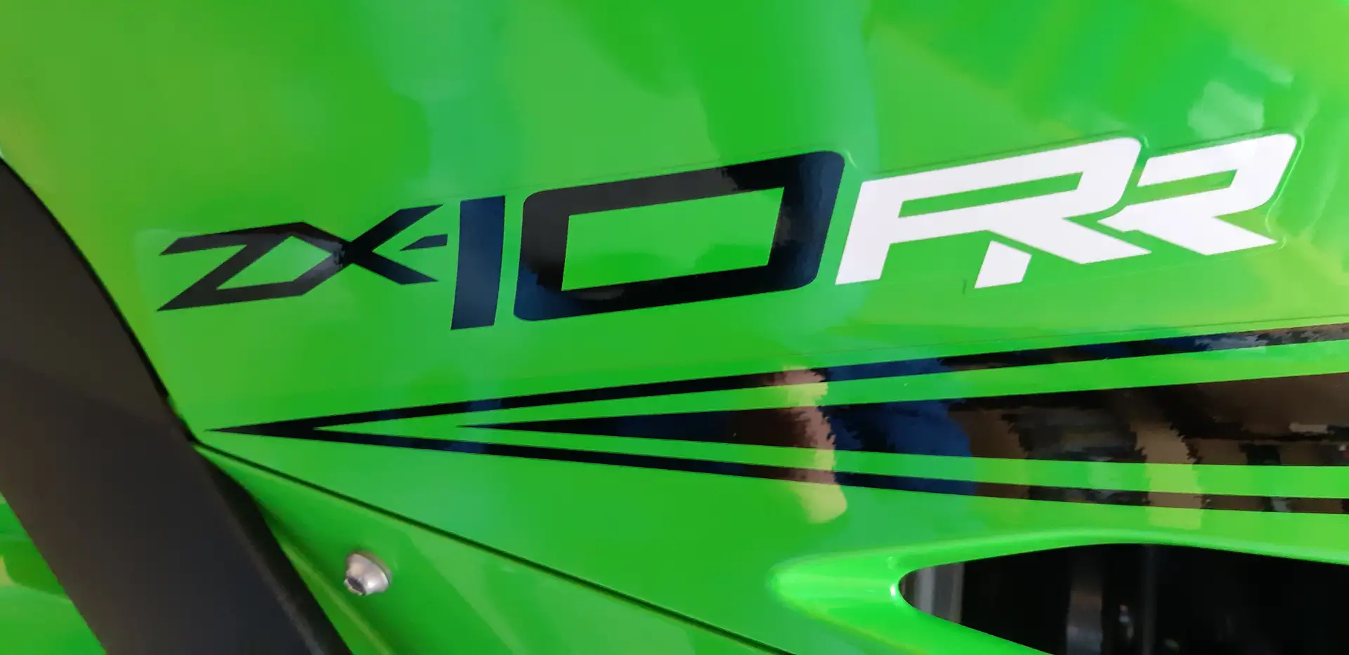 Kawasaki Ninja ZX-10RR Limitiertes Sondermodell 420 von 500 weltweit Vert - 1
