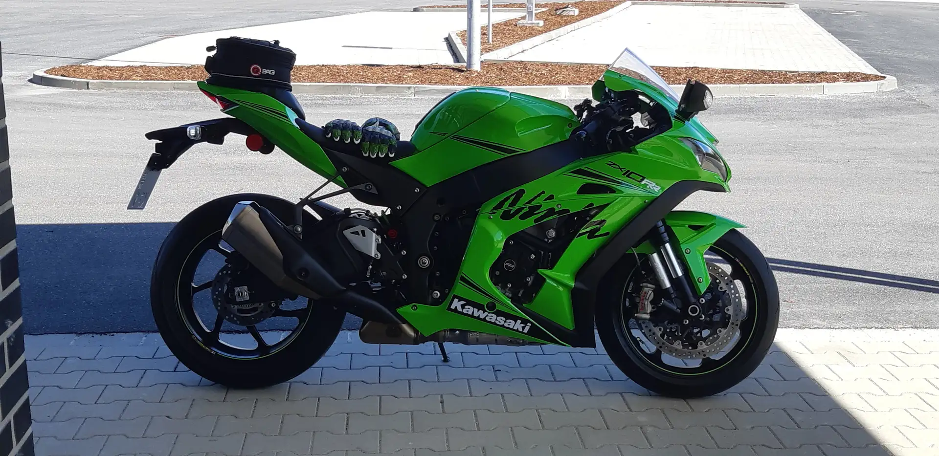 Kawasaki Ninja ZX-10RR Limitiertes Sondermodell 420 von 500 weltweit Verde - 2