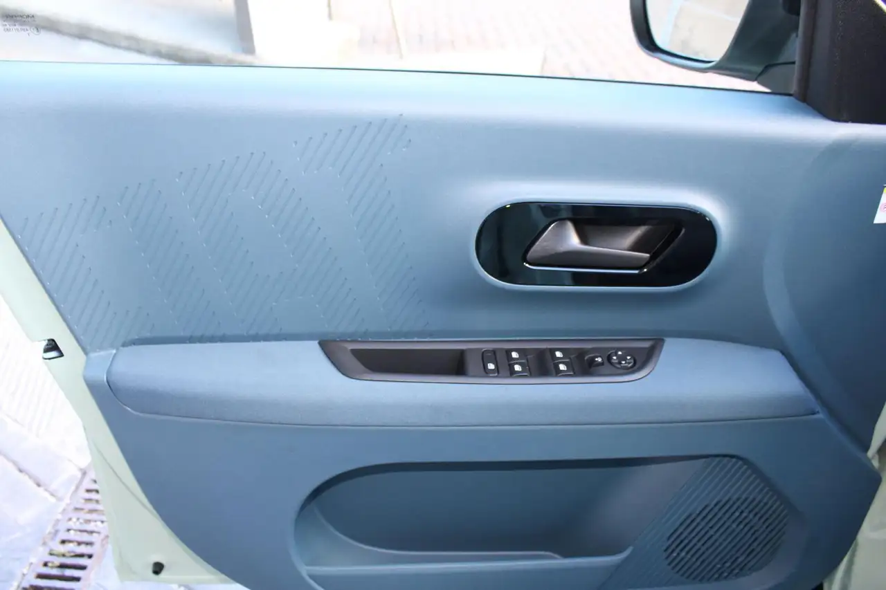 Fiat Grande Panda 1.2 110cv La Prima 9