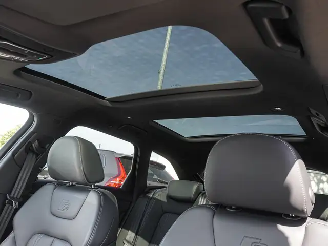 Audi S6 view 8