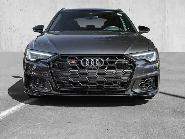 Audi S6 view 3