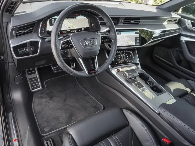 Audi S6 view 10