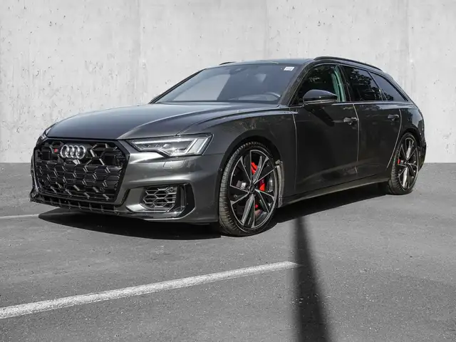 Audi S6 view 2
