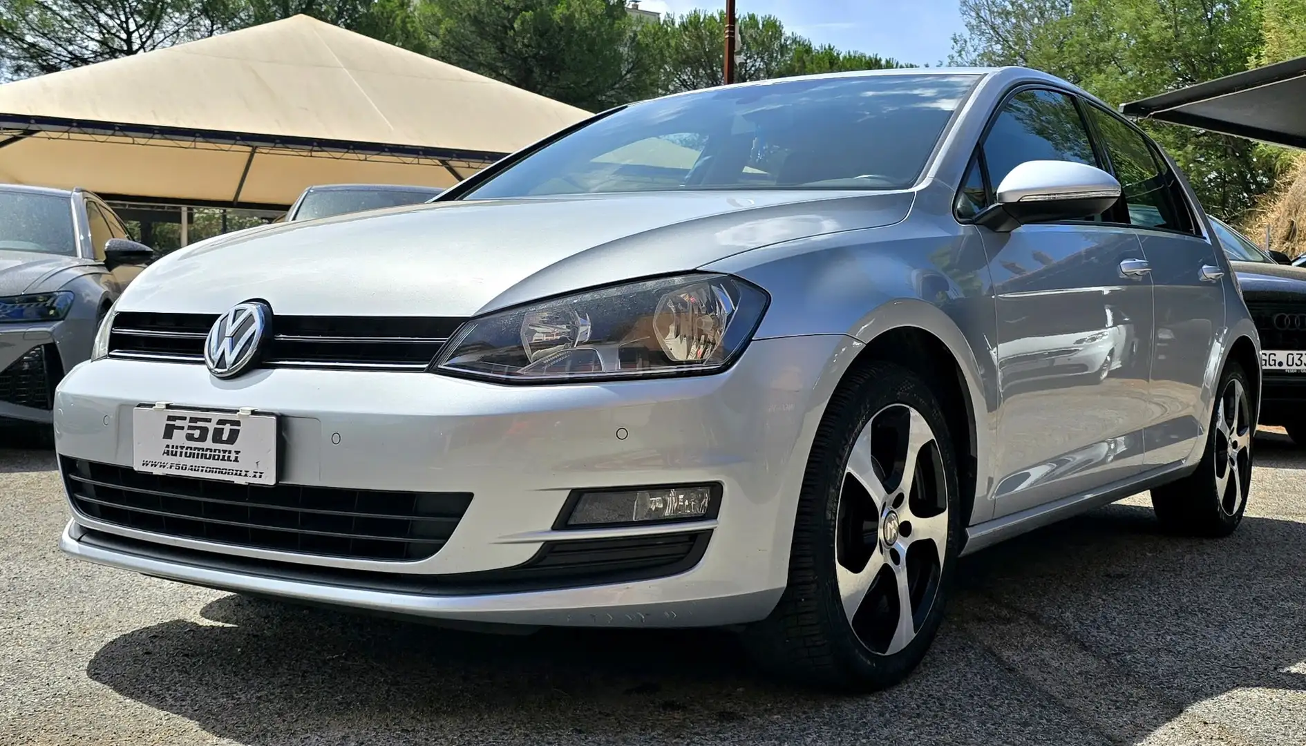 Volkswagen Golf 5p 1.6 tdi (btdi) Highline 110cv - 1
