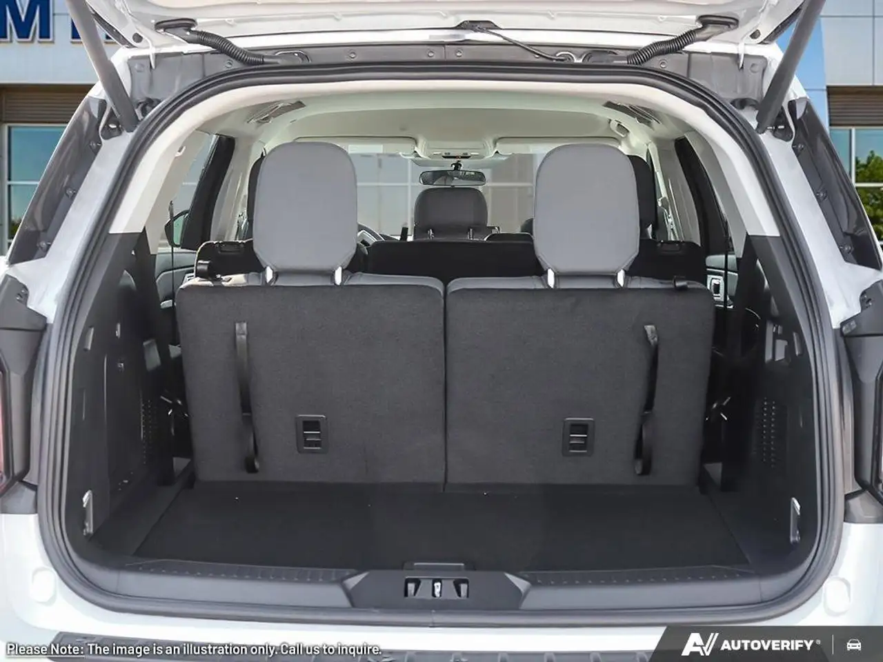 Ford Explorer снимка Ford Explorer