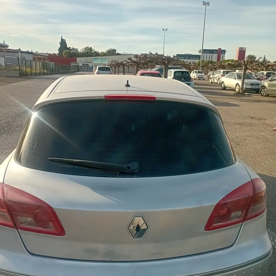 Renault Vel Satis Vel Satis 3.0 dCi 180 Privilège Proactive A - 2