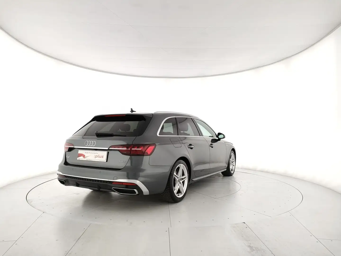 Audi A4 Avant 40 TDI quattro S tronic S line edition Grigio - 2