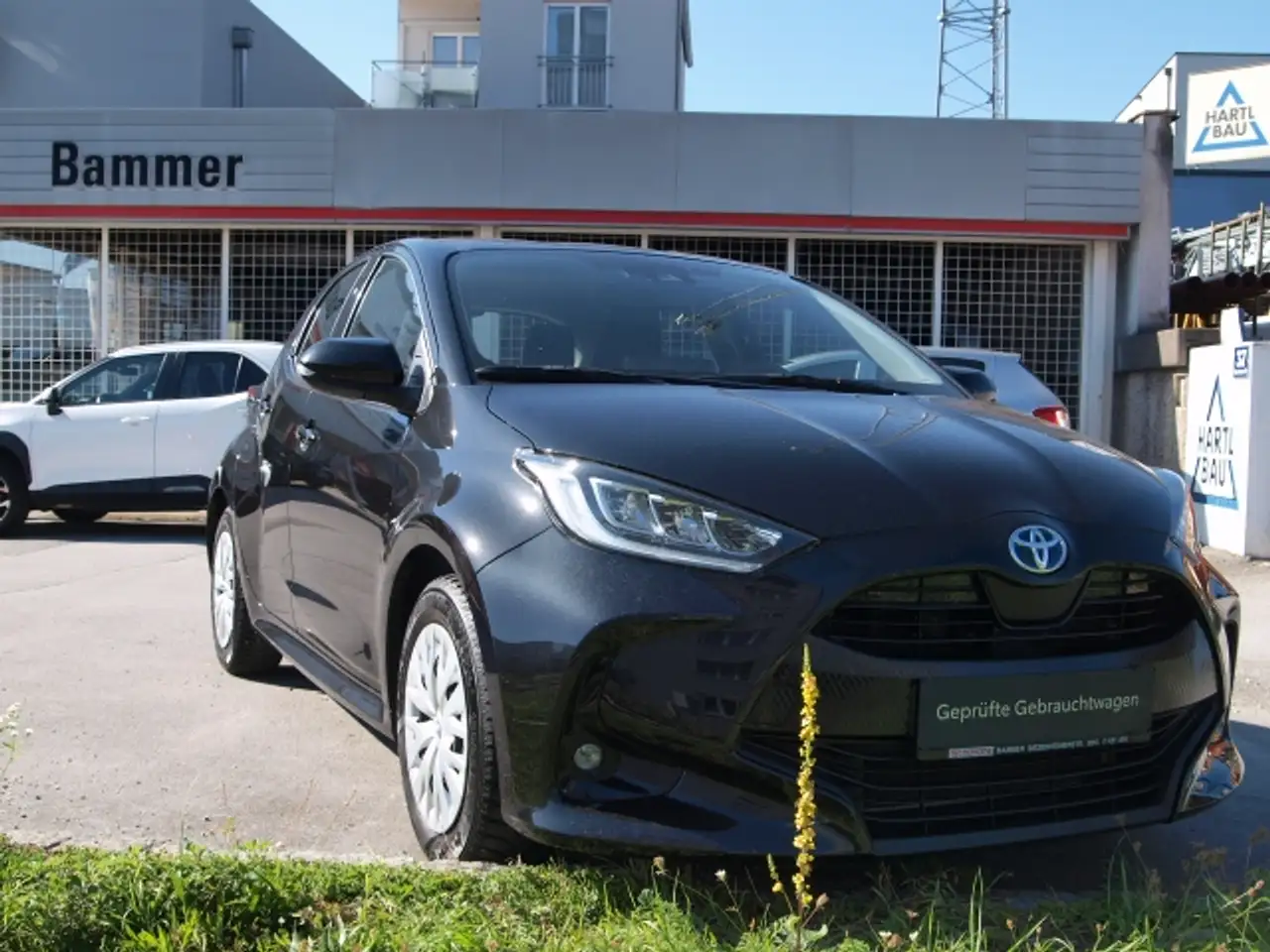 Toyota Yaris Yaris 1,5 Hybrid Active Drive — photo 1 of 23