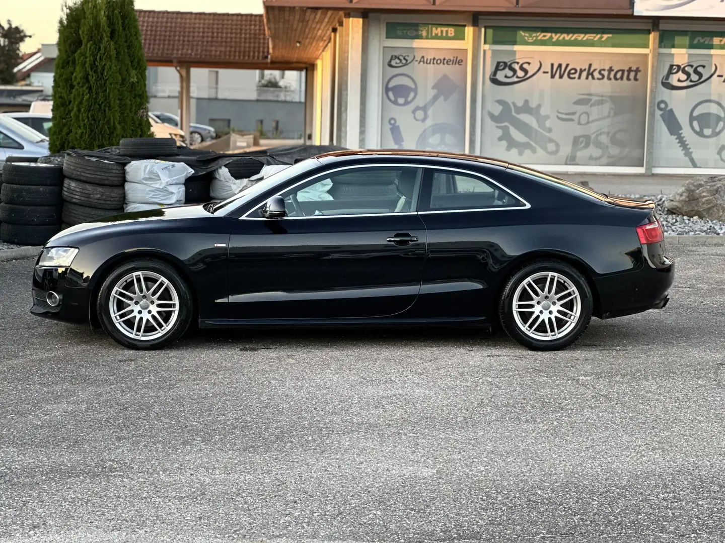 Audi A5 2.0 TFSI (132kW) Noir - 2
