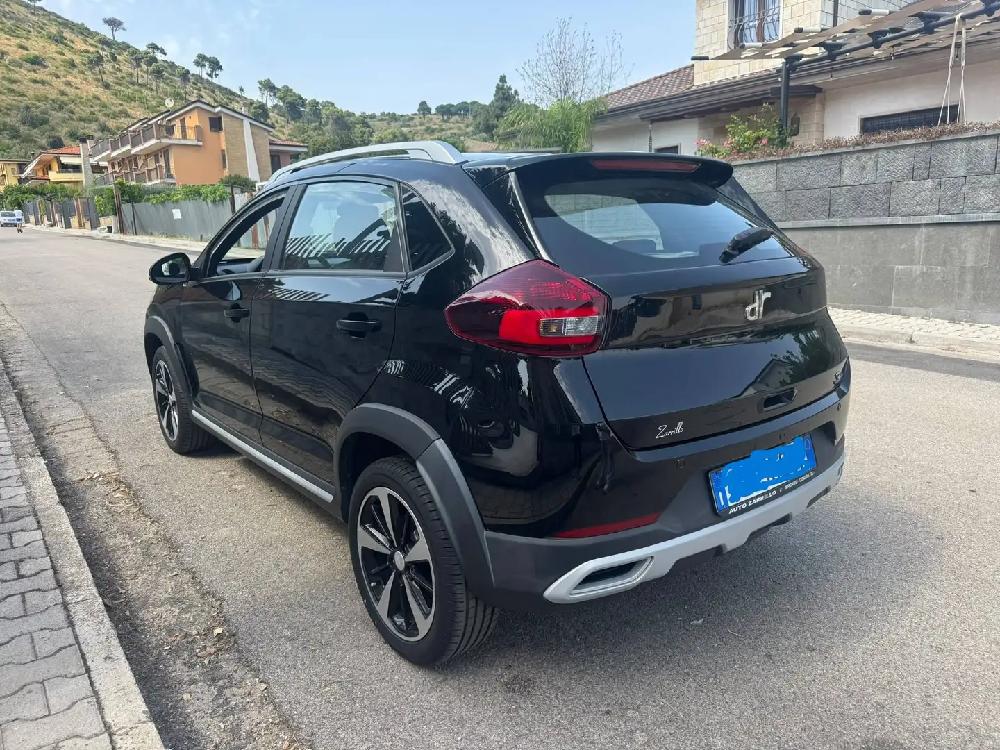 DR Automobiles DR 3.0 DR 3.0 1.5 Gpl 114cv cvt Schwarz - 2