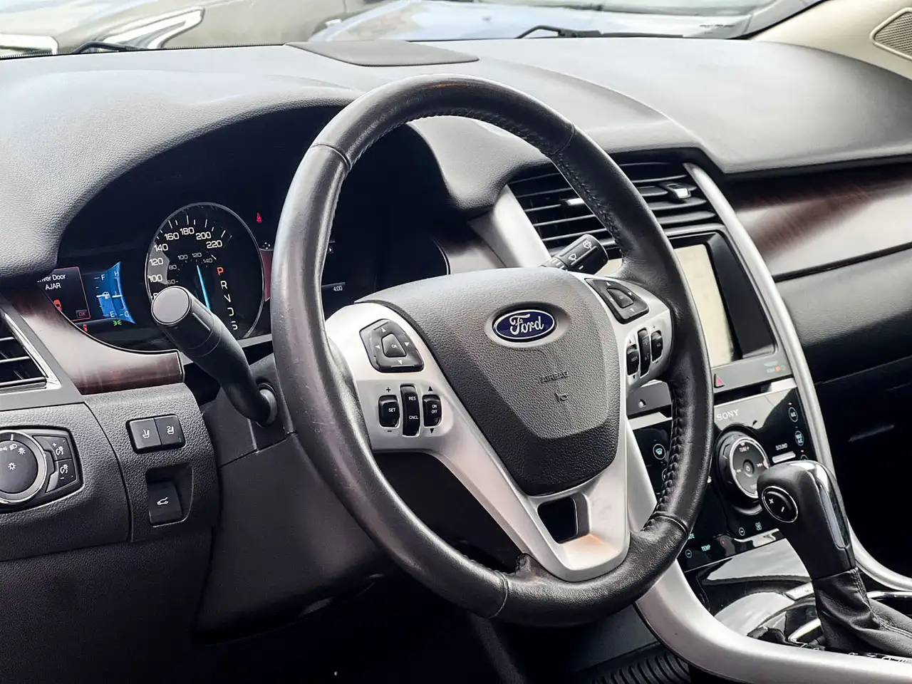 Ford Edge снимка Ford Edge