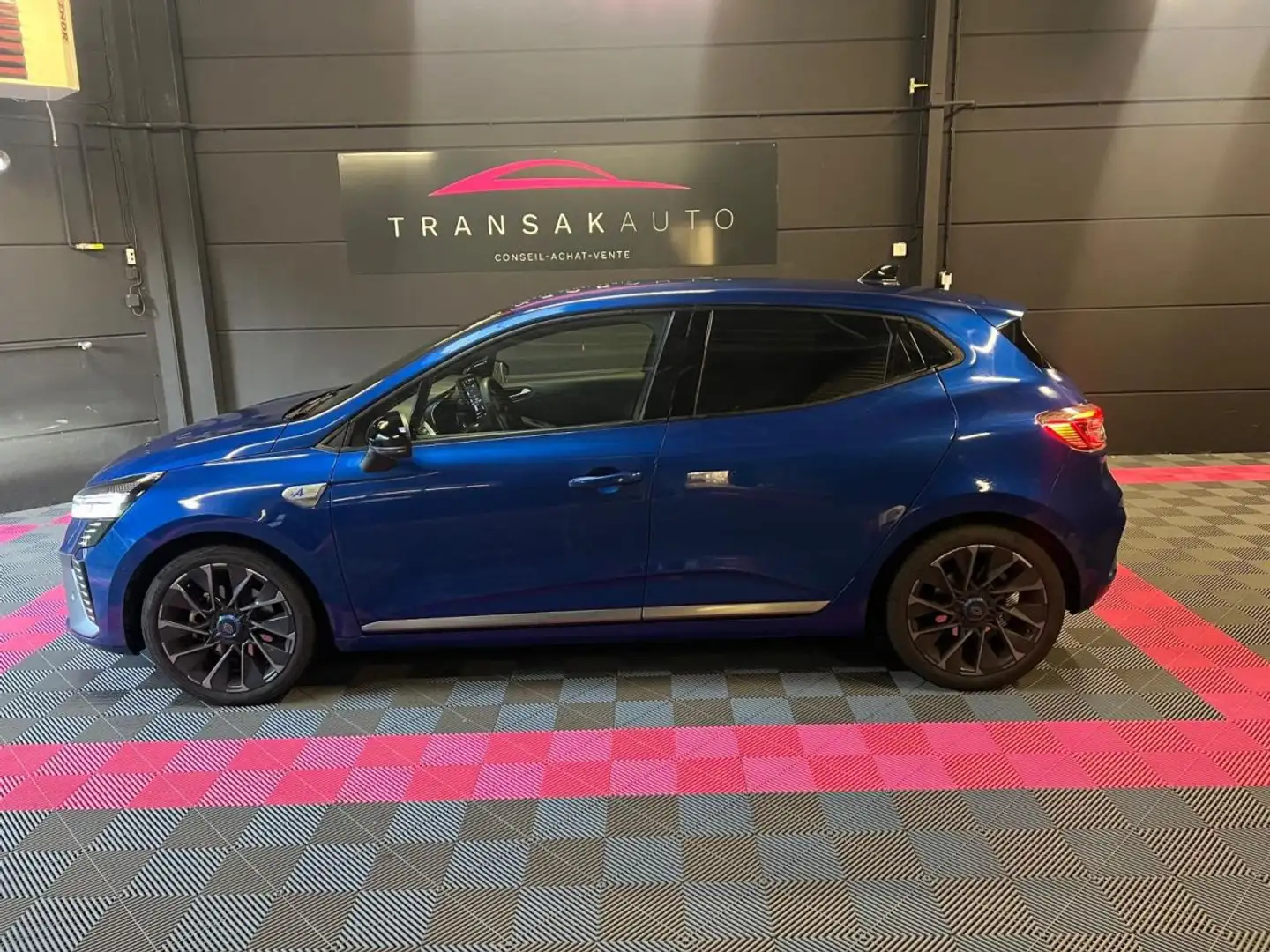 Renault Clio V NOUVELLE E-Tech full hybrid 145 Esprit Alpine Bleu - 2