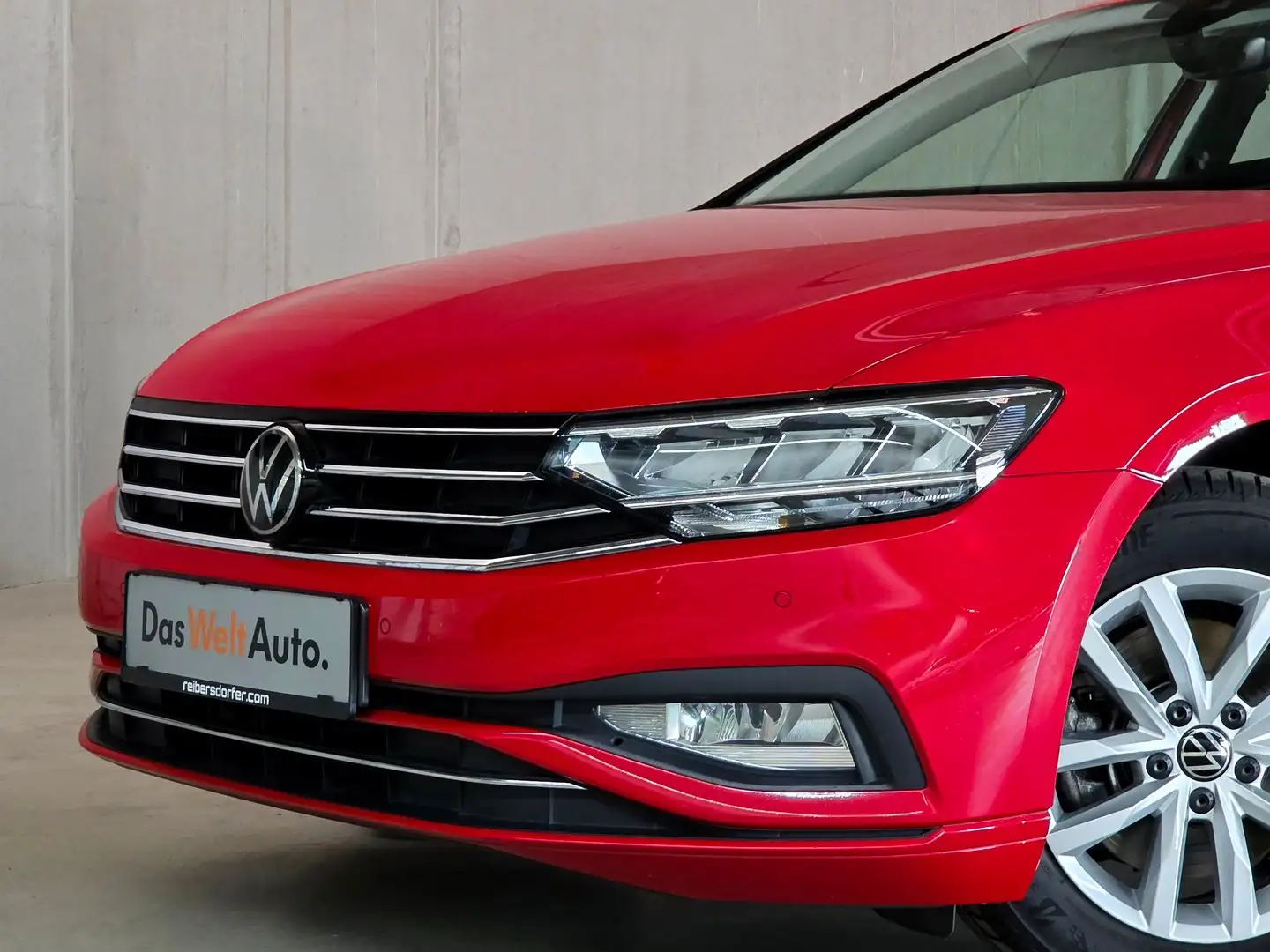 Volkswagen Passat Variant Business TDI DSG Rot - 2