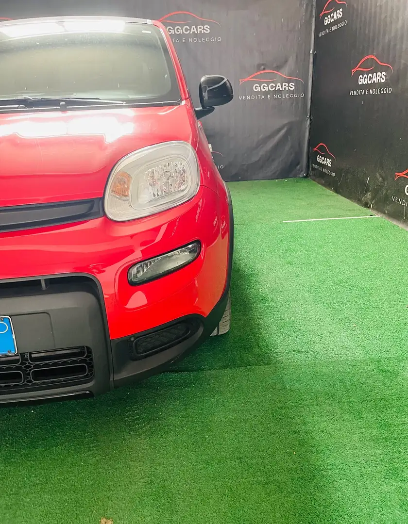 Fiat Panda 1.0 FireFly S&S Hybrid Sport Rojo - 2