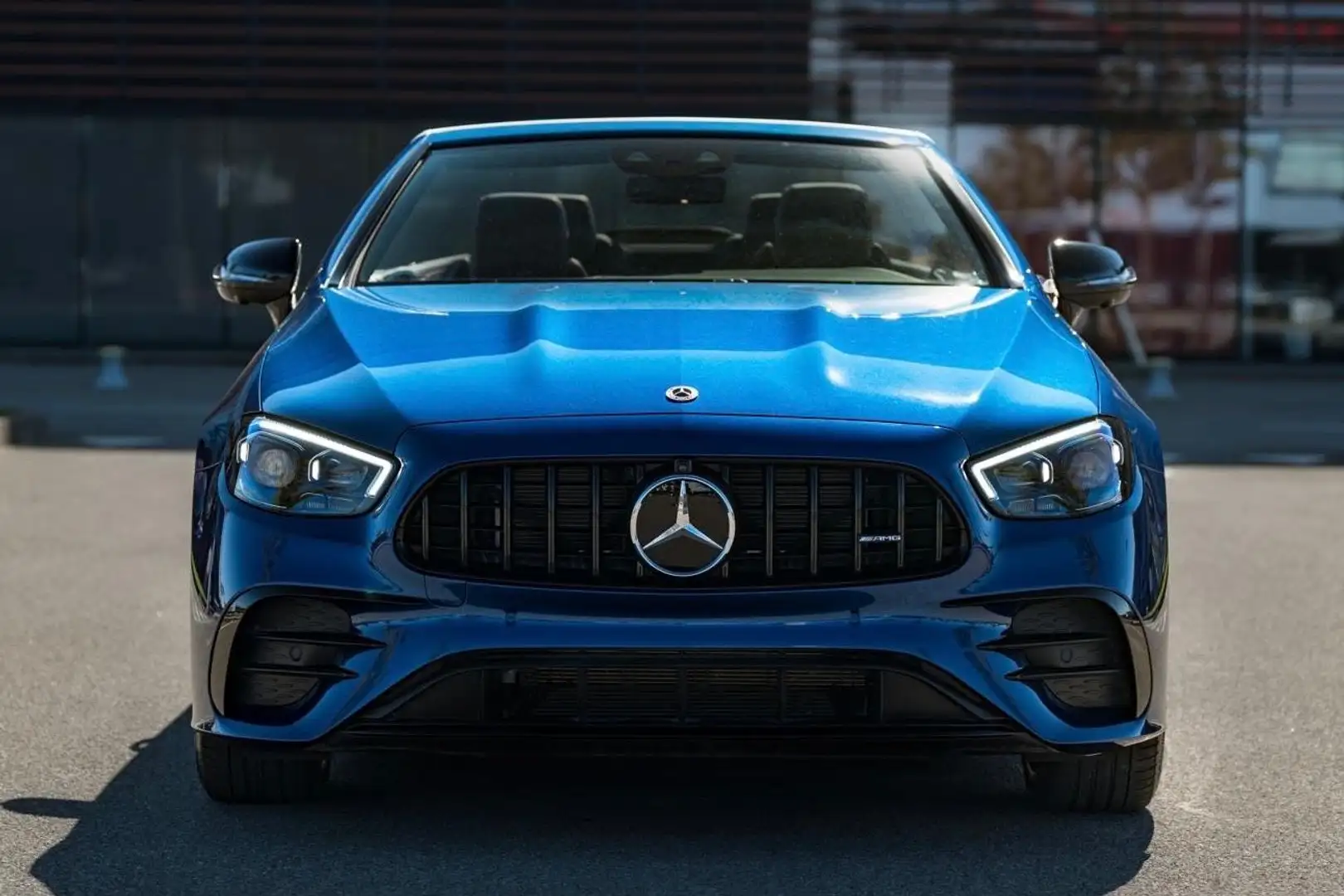 Mercedes-Benz E 53 AMG Cabrio 4Matic/ACC/360°/Burmester/R20/ Blau - 2