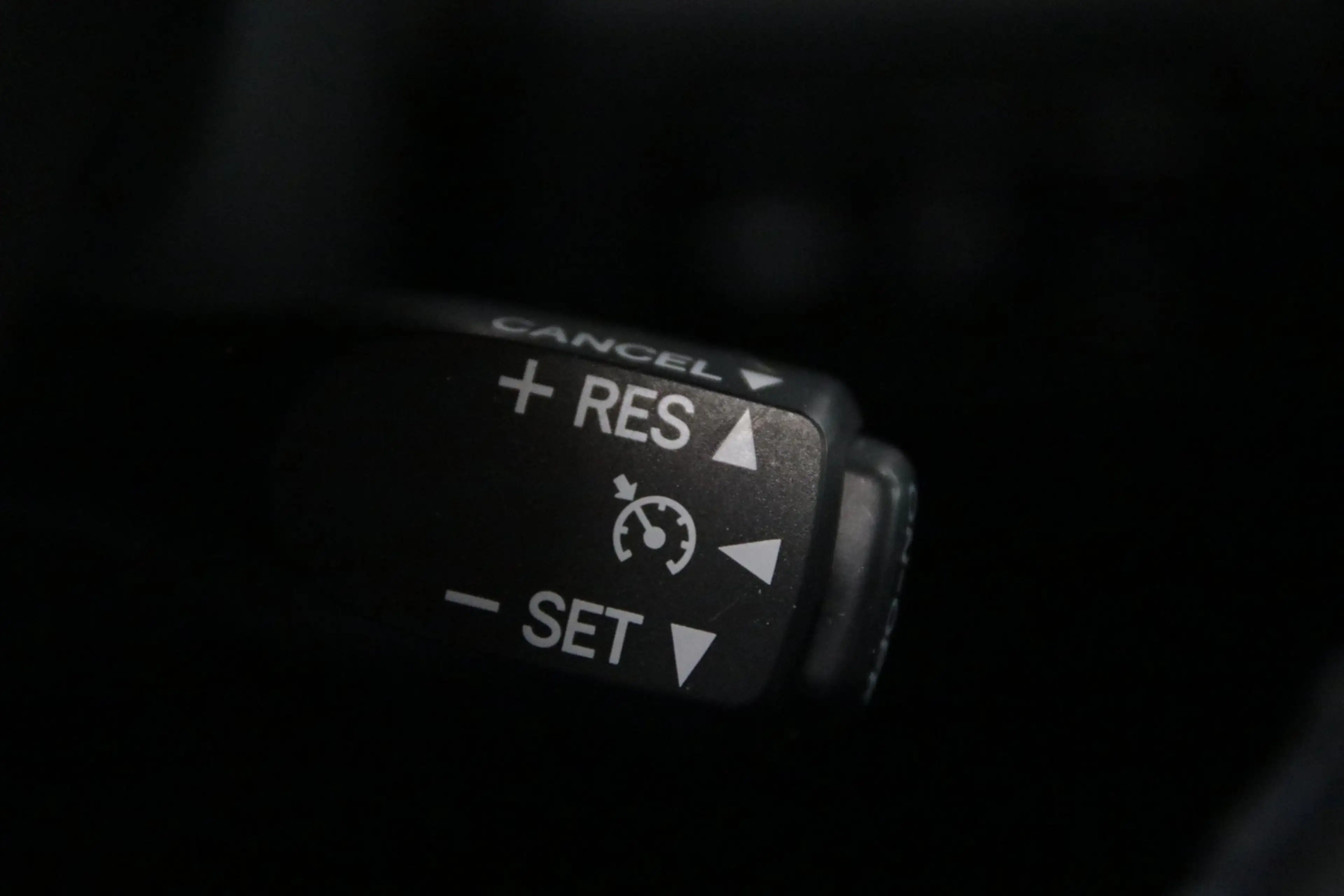 Lexus RX 450h 4WD High Edition — photo 24