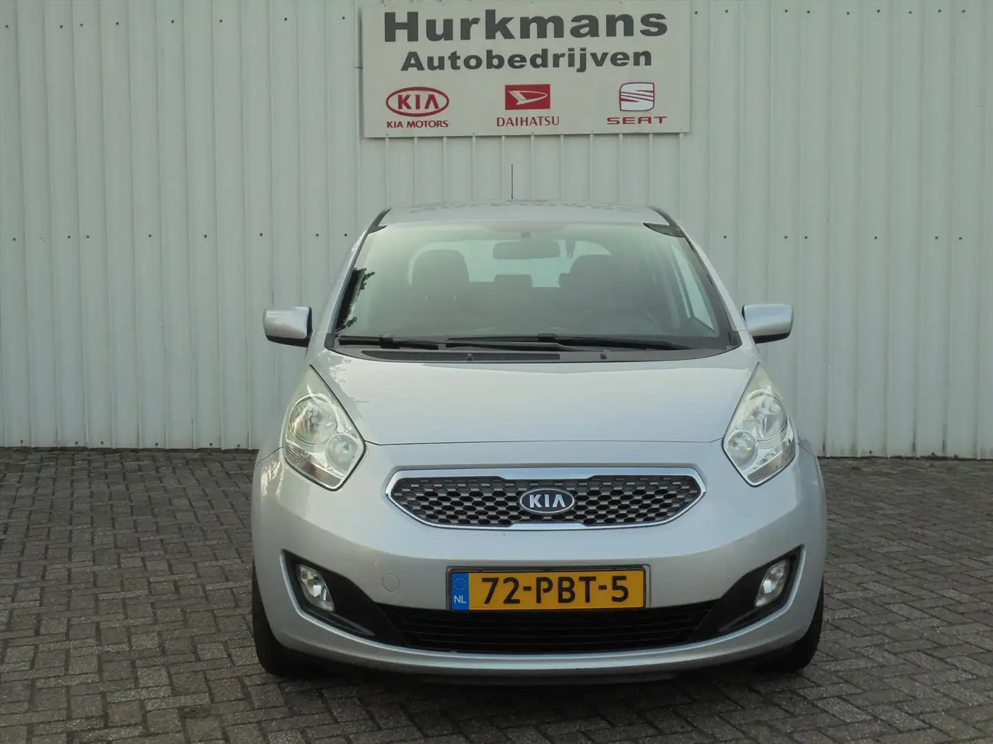 Kia Venga 1.4i 90PK HOGE INSTAP NAVIGATIE TREKHAAK Grijs - 2