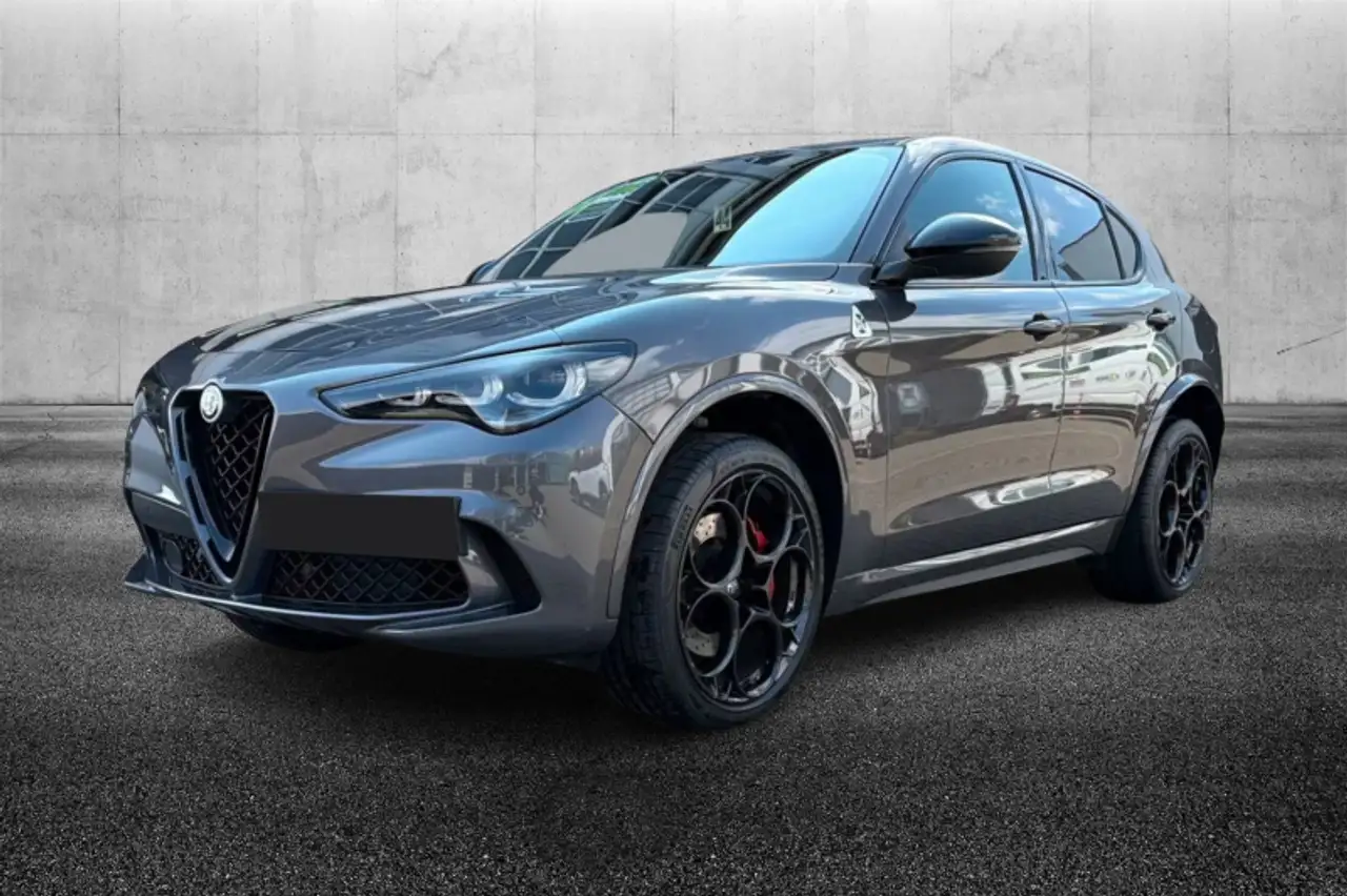 Alfa Romeo Stelvio 2024