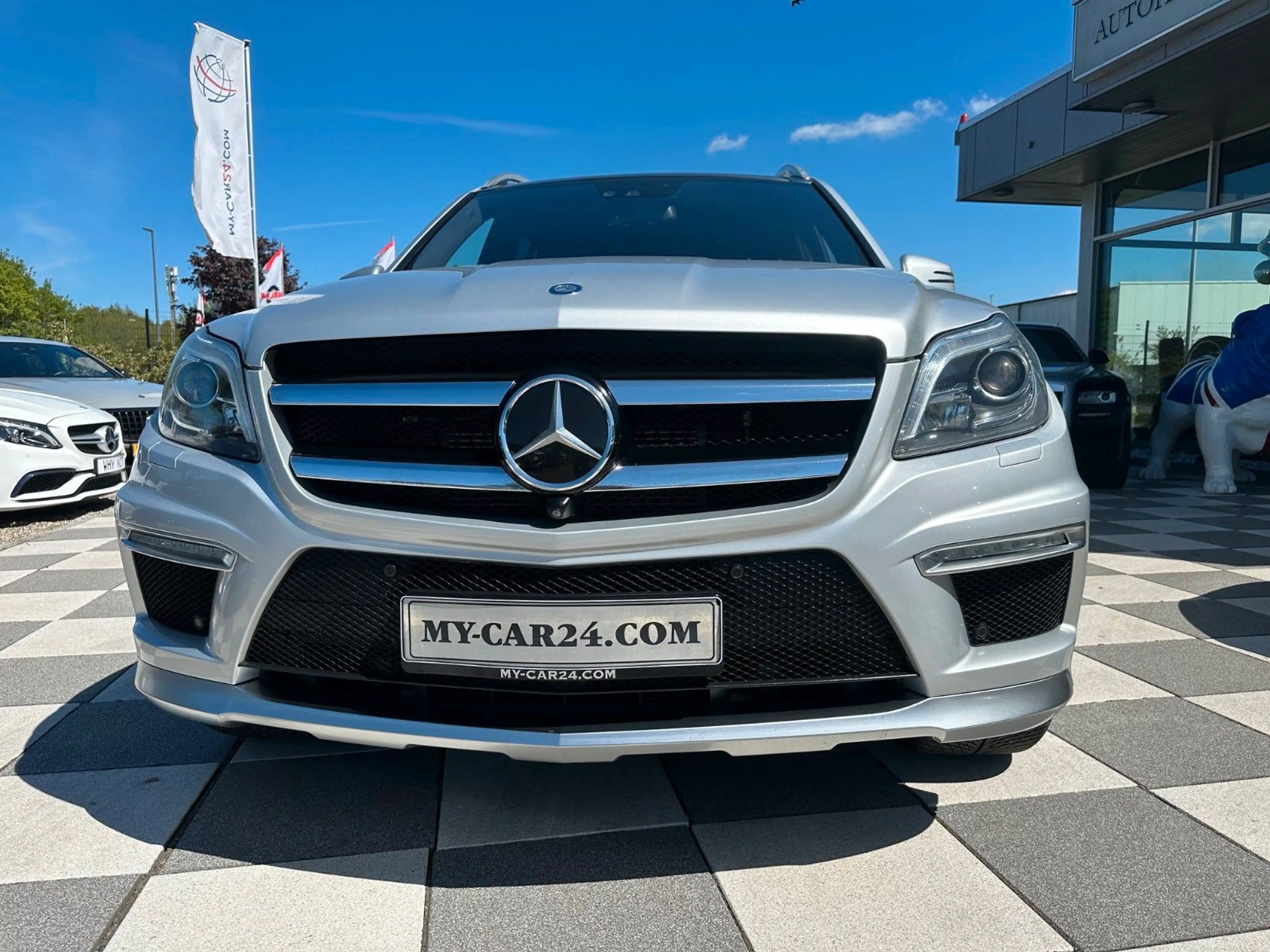 Mercedes-Benz GL 63 AMG 4Matic -Nachtsicht-Standheizung-V-Max — photo 3