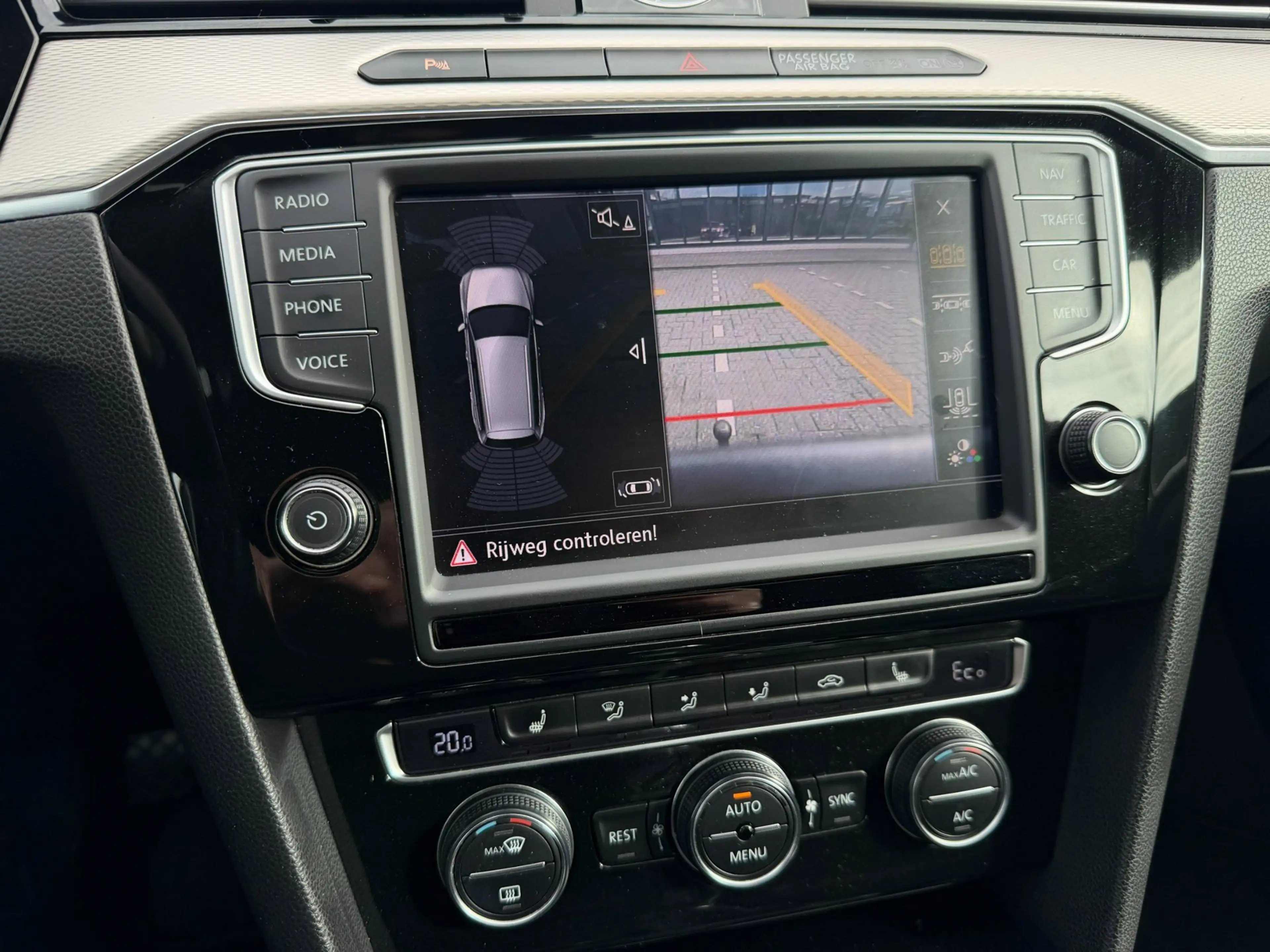 Volkswagen Passat Variant 1.4 TSI GTE Highline l PANO — photo 8