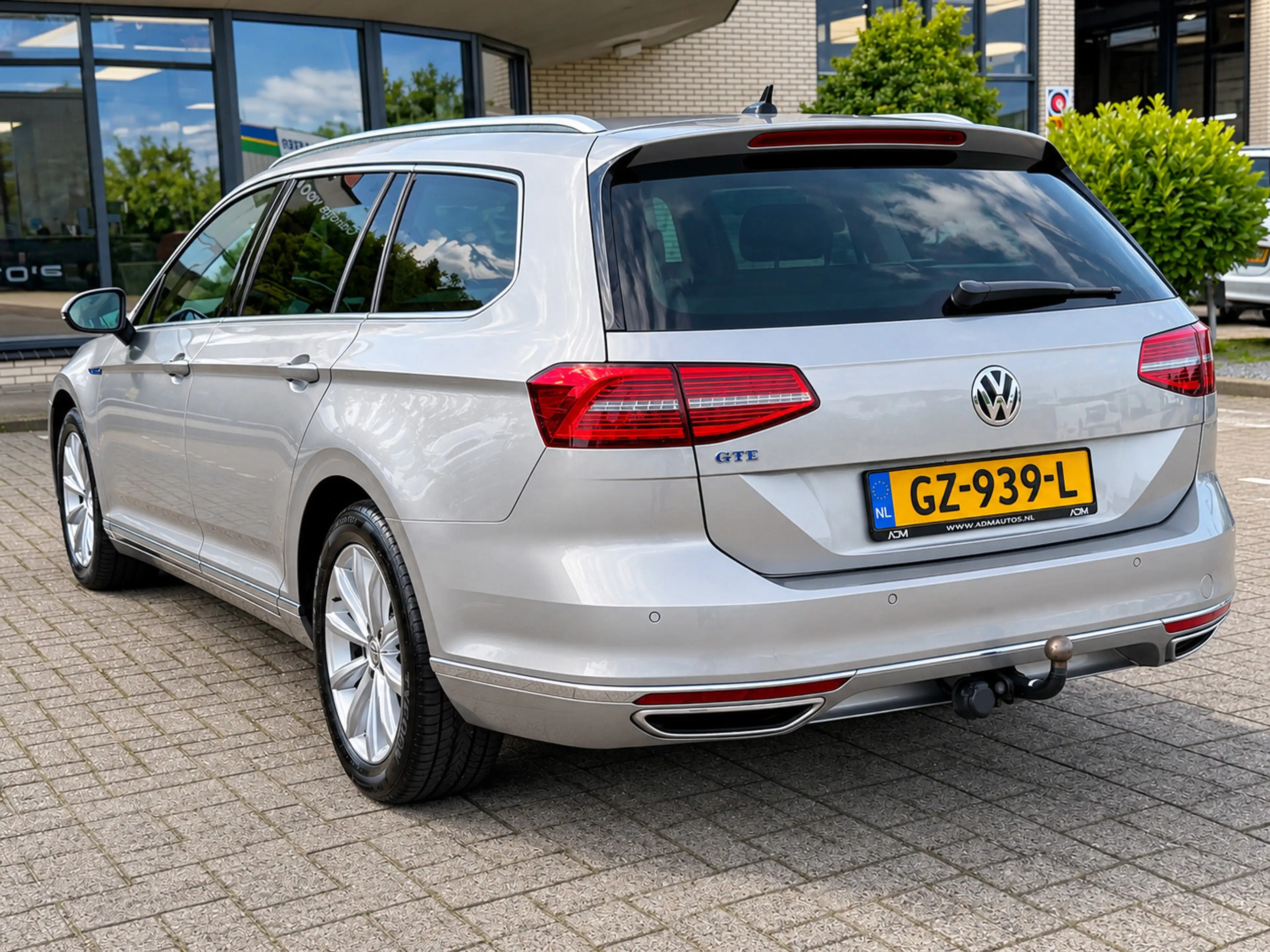 Volkswagen Passat Variant 1.4 TSI GTE Highline l PANO — photo 2
