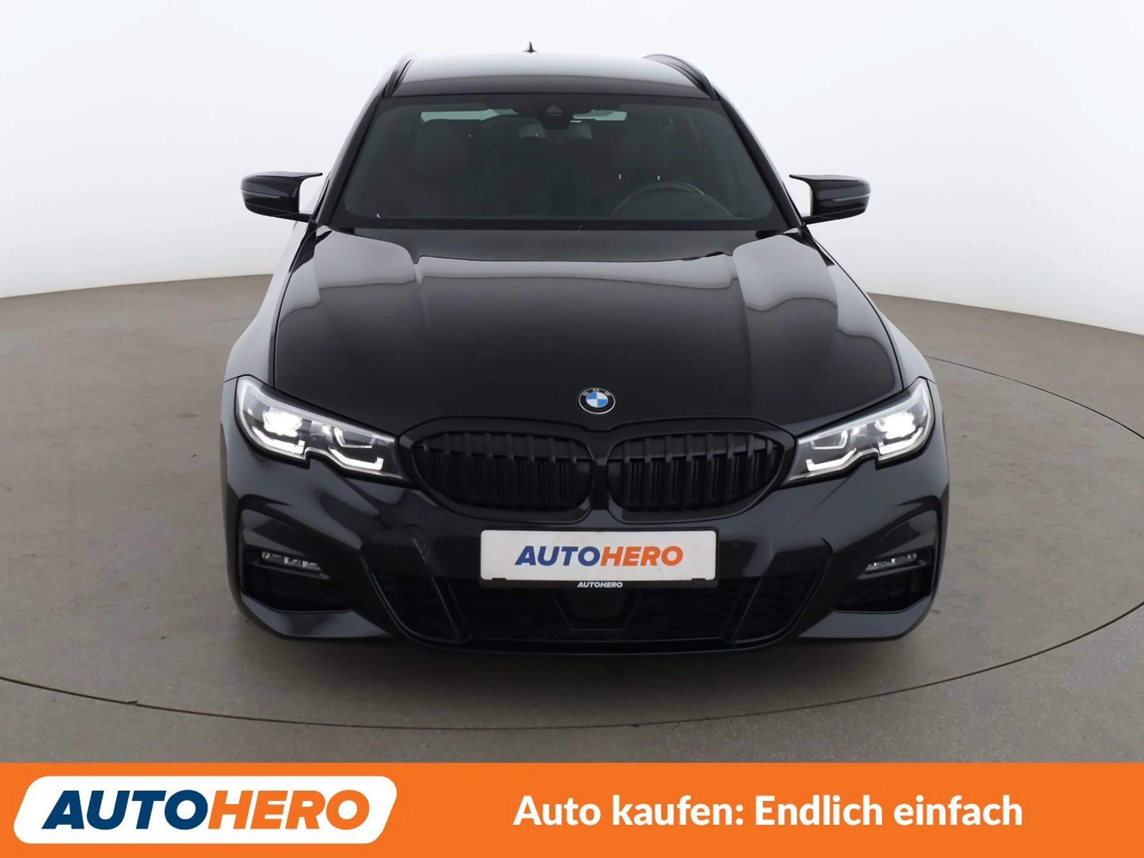 BMW 330 e M Sport Aut.*NAVI*CAM*ACC*SHZ* — photo 9