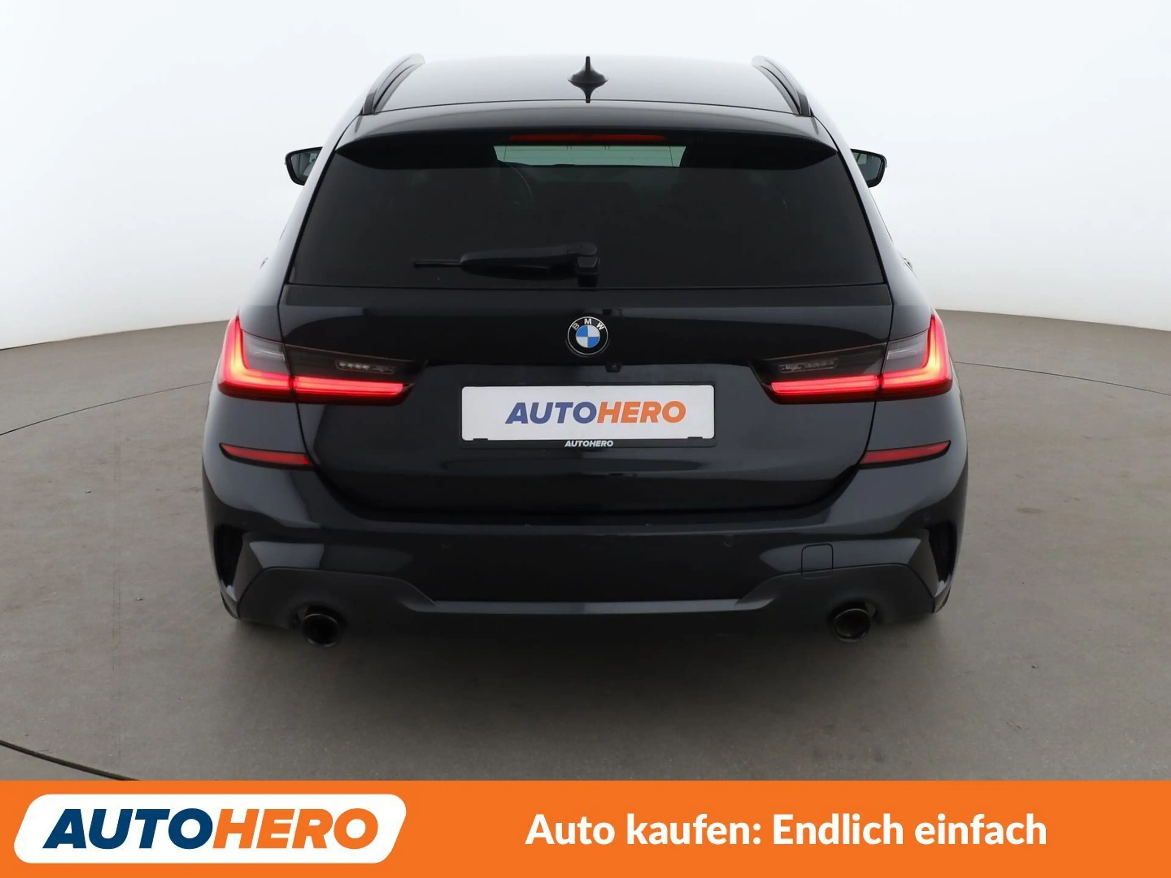 BMW 330 e M Sport Aut.*NAVI*CAM*ACC*SHZ* — photo 5