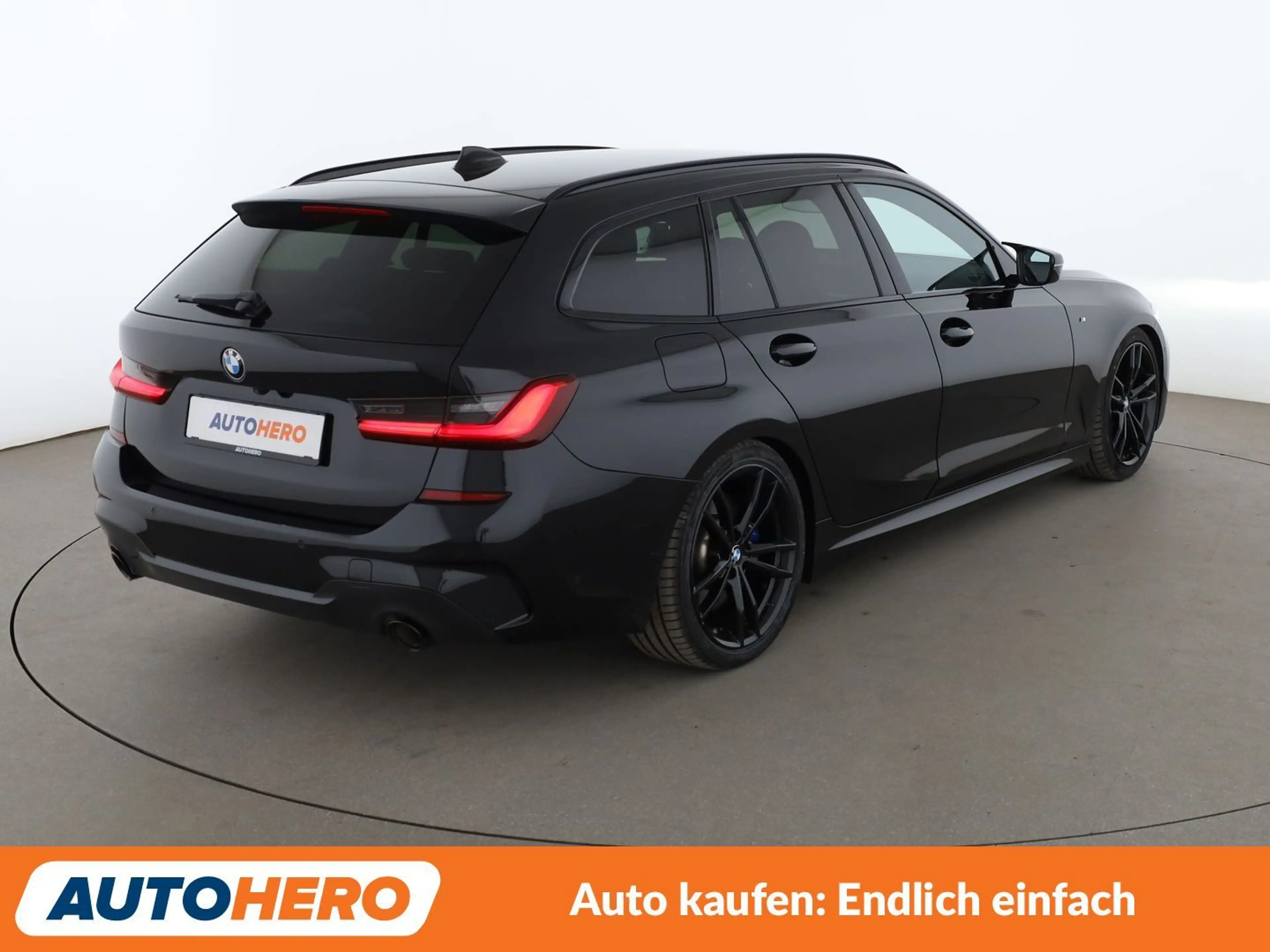 BMW 330 e M Sport Aut.*NAVI*CAM*ACC*SHZ* — photo 6