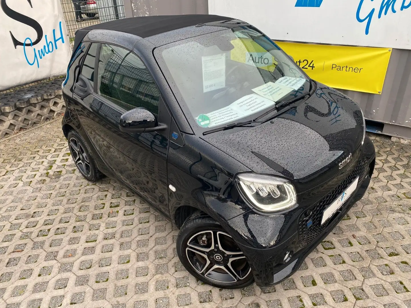 smart forTwo EQ 60KW Cabrio Excl./Navi/LED/Temp*Kamera Schwarz - 2
