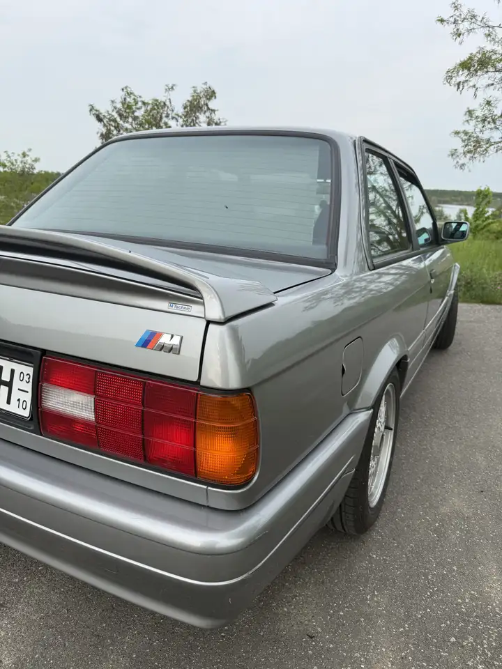 BMW 325i, foto 4