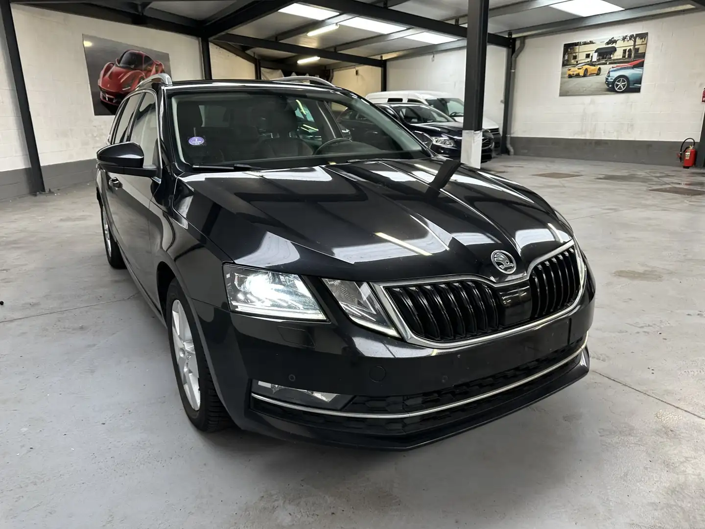 Skoda Octavia Octavia SW CNG 1.4 TSI Style DSG Noir - 2