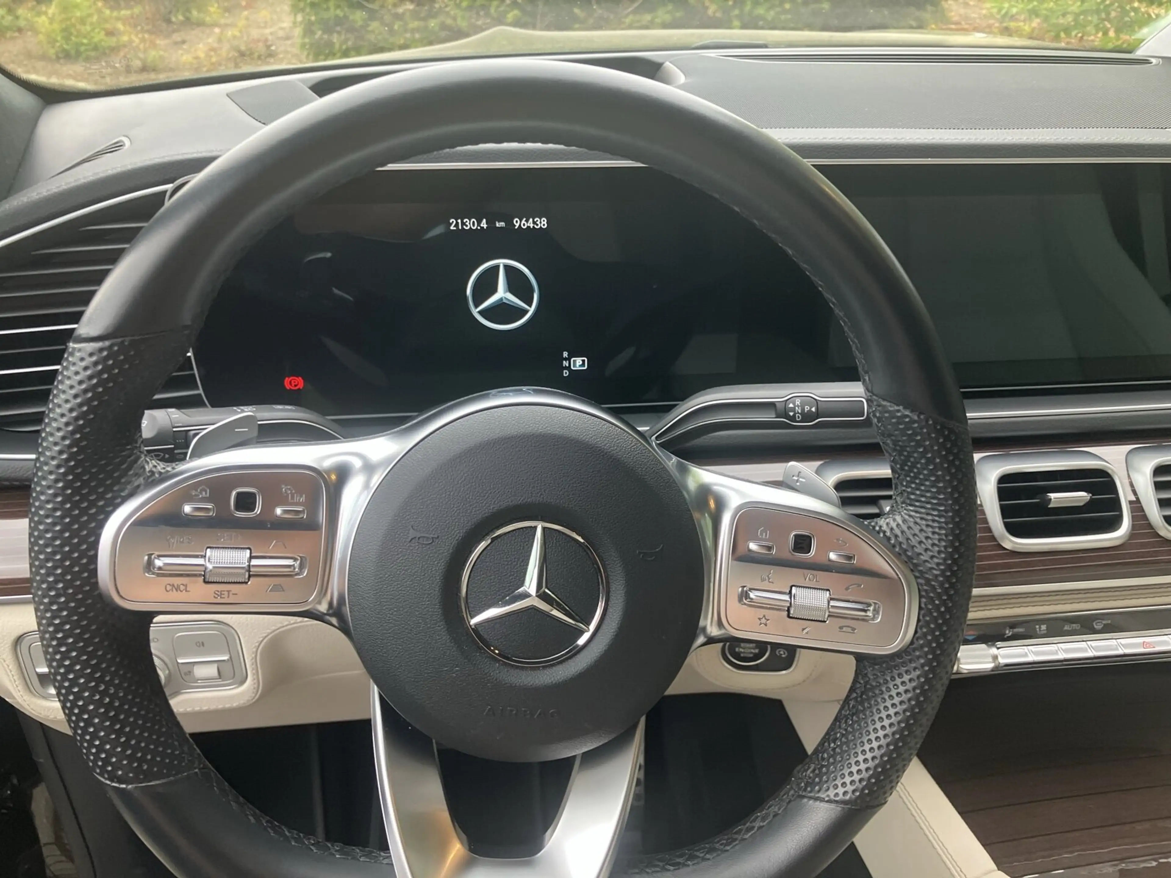 Mercedes-Benz GLS 400 GLS 400 d 4M AMG PanoDach Distro 360Ka Sound AHK — photo 17